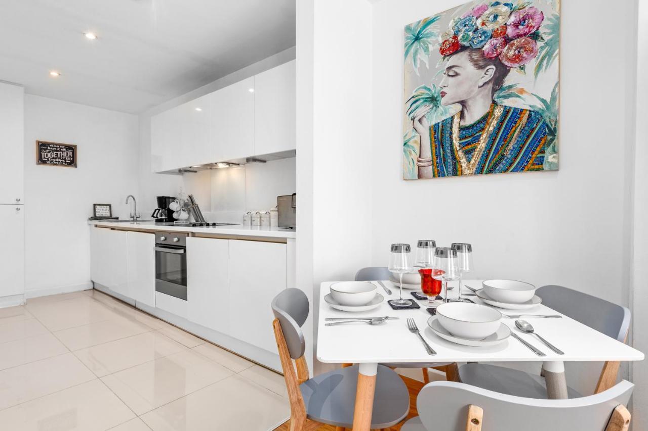 3-Bedroom Flat In London Sleeps 14 Hy1 エクステリア 写真